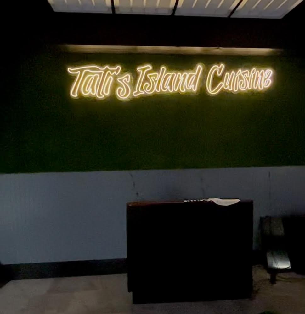 Restaurant/Shop Neon Sign 8 foot sign